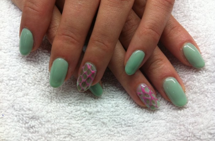 Mint and Snakeskin